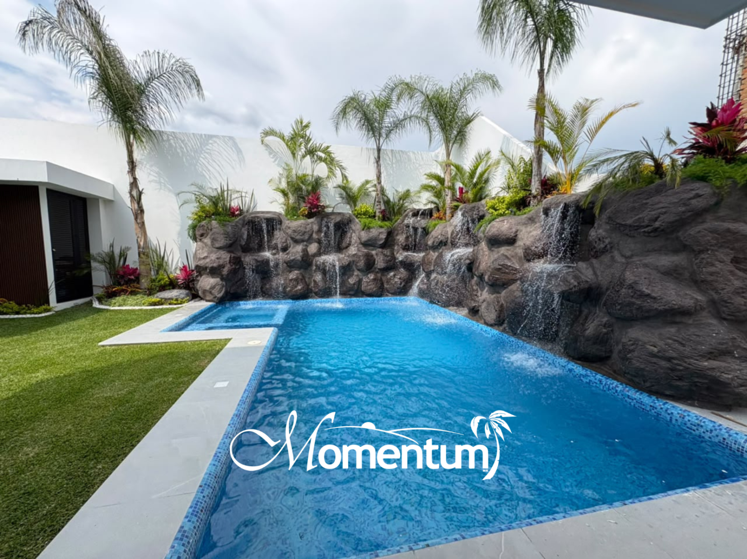 MC812_1